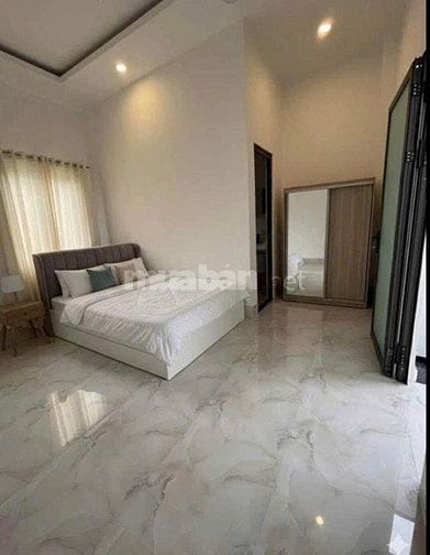 🏡 Nhà phố 2 trệt 1 lầu – 3 phòng ngủ, 3 nhà vệ sinh – Không gian sống