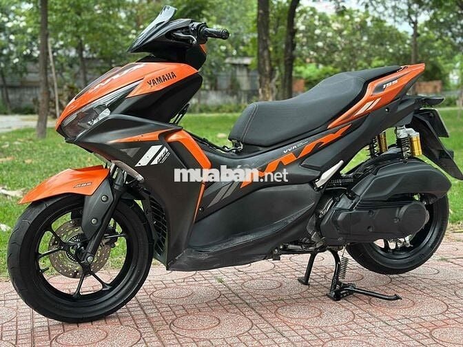Yamaha NVX V2 ABS Cam đen