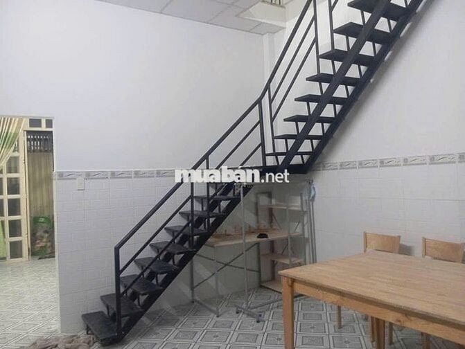 Cho thuê nhà 2pn đường Hà Thị Đát hẻm xe hơi nhỏ Quận Tân Phú