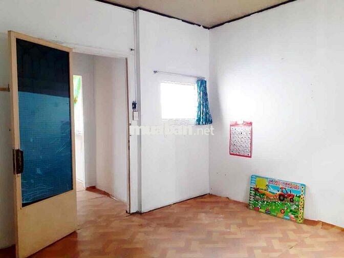 BÁN ĐẤT TẶNG NHÀ - TRỤC PHẠM VĂN ĐỒNG - HẺM Ô TÔ - 100m2 - 4.8 TỶ