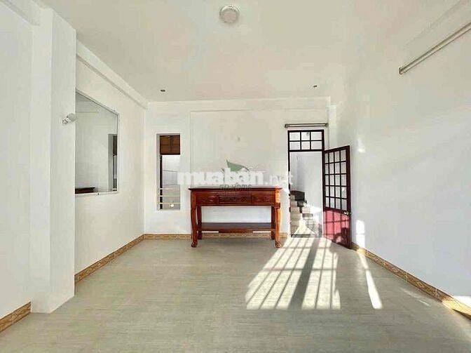 Cho Thuê Nhà Mặt Tiền Lê Đại Hành Tân Lập Nha Trang