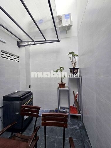 NHÀ  4 PHÒNG CÓ NGỦ NỘI THẤT KHU VỰC VĨNH HÒA GIÁ 17 TRIỆU/THÁNG
