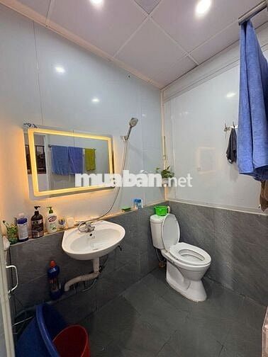 cho thuê nhà ccmn số 1 ngõ 53 nguyễn ngọc vũ