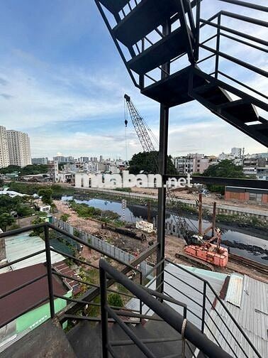 căn hộ 50m2 nơ trang long gần cầu đỏ phạm văn đồng nguyễn xi  văn lang