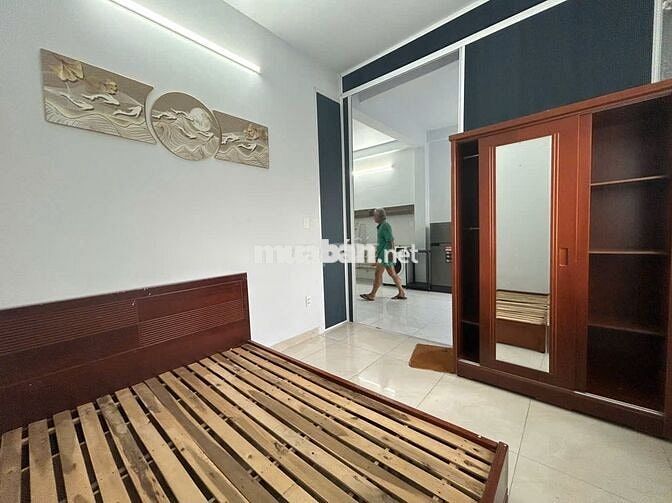 căn hộ 50m2 nơ trang long gần cầu đỏ phạm văn đồng nguyễn xi  văn lang
