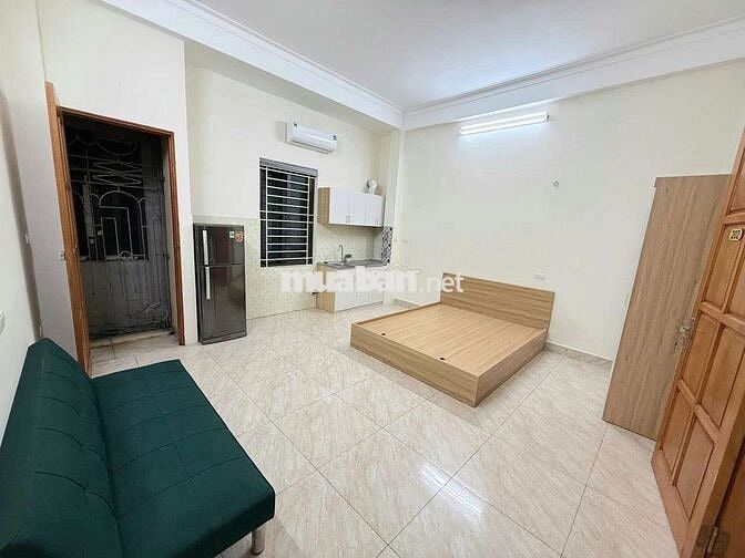 Cho thuê phòng CCMN 6T thang máy - view hồ - Full đồ - Ô tô đỗ cửa