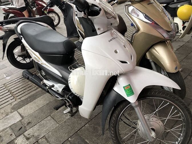 Detec DS7 2022 50cc Trắng