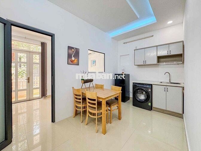 CĂN HỘ 1 PHÒNG NGỦ THOÁNG MÁT NGAY GẦN CÔNG VIÊN LÀNG HOA