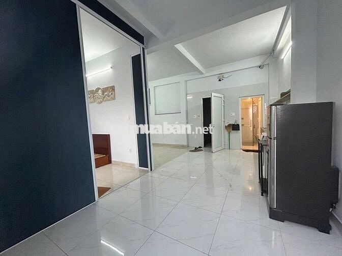 căn hộ 50m2 nơ trang long gần cầu đỏ phạm văn đồng nguyễn xi  văn lang