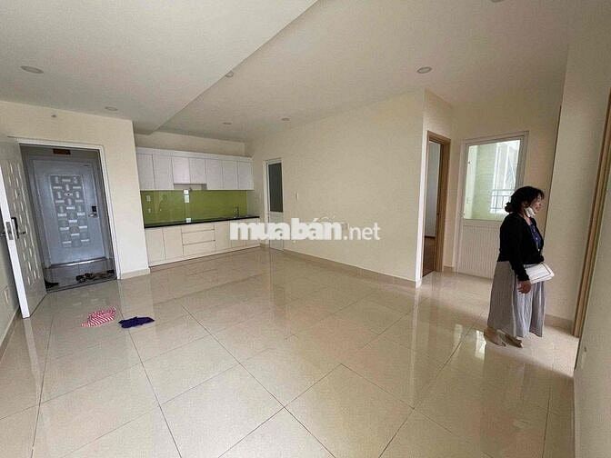 Cho thuê căn 3pn 2wc trống ở liền được Dream Home Q8