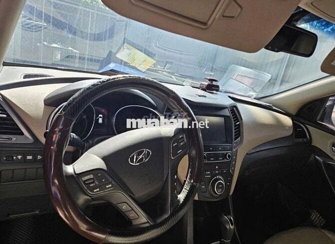 HYUNDAI SANTAFE 2018 - 2 CẦU