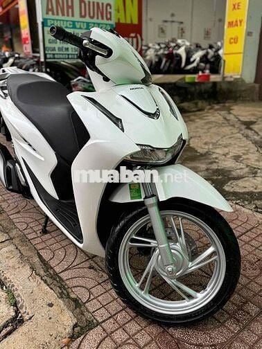 SH Nam đK 06/ 2026 Trắng 1000 km . Mới mua 30 ngay