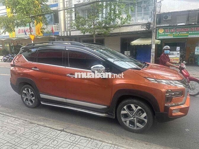 Mitsubishi Xpander Cross 2023 Cam nóc