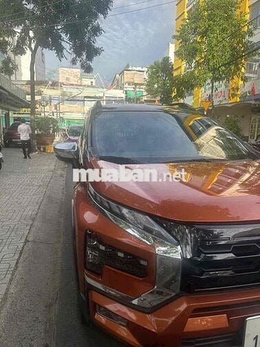 Mitsubishi Xpander Cross 2023 Cam nóc
