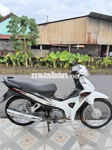 Honda Blade 2017 Trắng