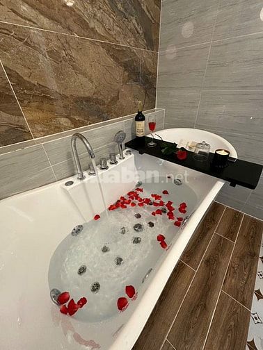 Nhà mới đẹp - Full Nội Thất. Phan Đình Phùng. 52m vuông 4 tầng