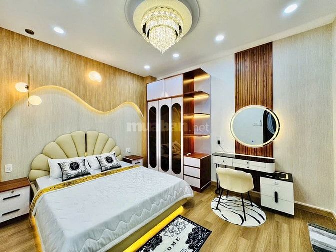 Nhà mới đẹp - Full Nội Thất. Phan Đình Phùng. 52m vuông 4 tầng