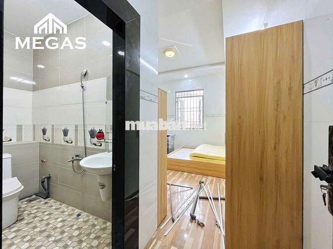 PHÒNG MỚI XÂY, FULL NỘI THẤT, ĐẬU ĐƯỢC Ô TÔ, CÓ CỬA XỔ