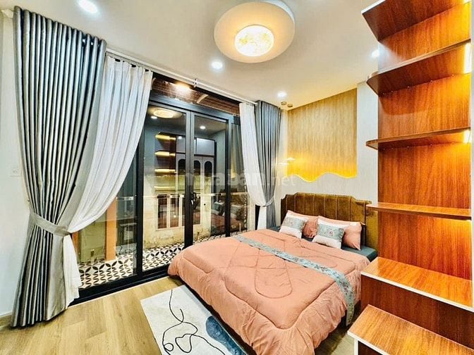 Nhà mới đẹp - Full Nội Thất. Phan Đình Phùng. 52m vuông 4 tầng