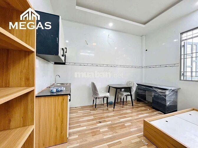 PHÒNG MỚI XÂY, FULL NỘI THẤT, ĐẬU ĐƯỢC Ô TÔ, CÓ CỬA XỔ
