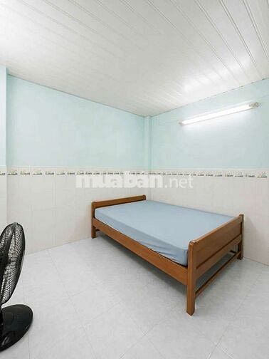 chủ gửi cho thuê nhà nguyên căn 3pn ngày đg 9 trường thọ