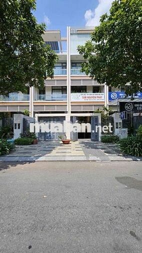 Cho Thuê Căn Hộ Full Nội Thất KĐT Vạn Phúc