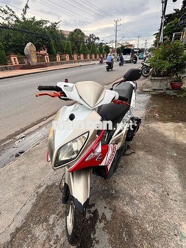 Yamaha Nouvo Đỏ, Trắng, Vàng