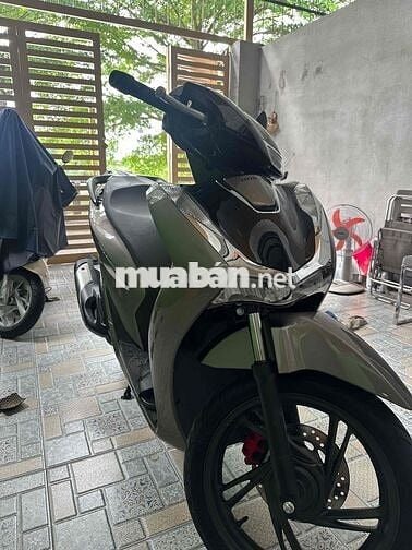Honda SH 125cc Cuối 2024 Xám 11000 km