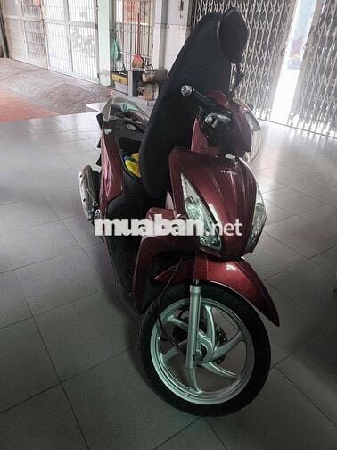 Honda Vision 2018 màu Đỏ còn mới