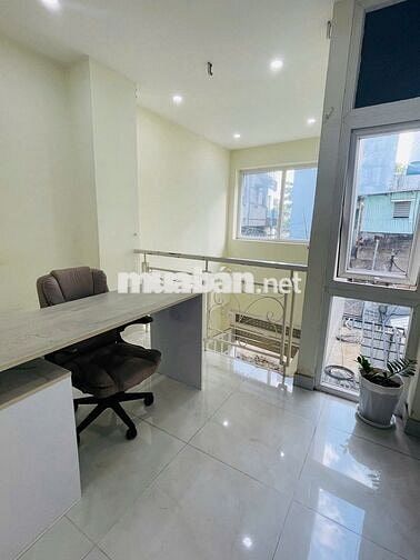 Nhà Trung Tâm Quận 4 Tôn Thất Thuyết Giá Chỉ 5,7 Tỷ