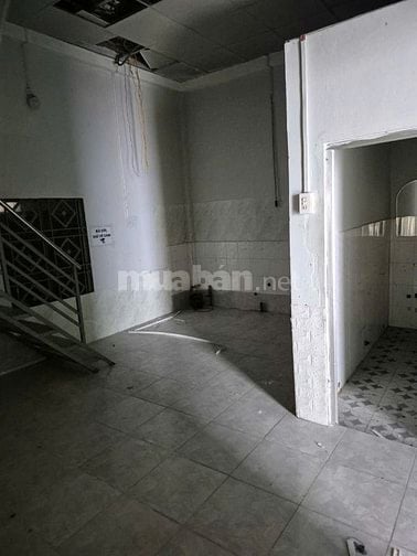 Công ty Đấu giá hợp danh Lam Sơn Sài Gòn thông báo đấu giá tài sản