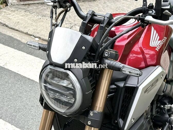 Honda CB650R 2020, biển số thành phố 