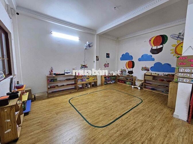CHO THUÊ NHÀ GÓC 2 MT Hẻm LÊ ĐẠI HÀNH | 200m2 | 4 LẦU | Showroom, Vp