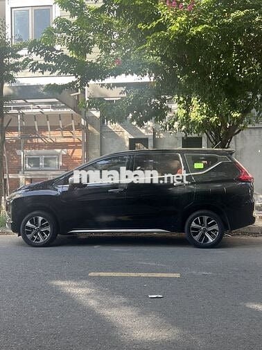 Mitsubishi Xpander 2019 Đen 7 chỗ