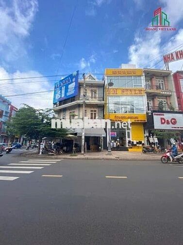 Mặt Tiền Kinh Doanh Y jut BMT  thích Hợp KD phòng Khám