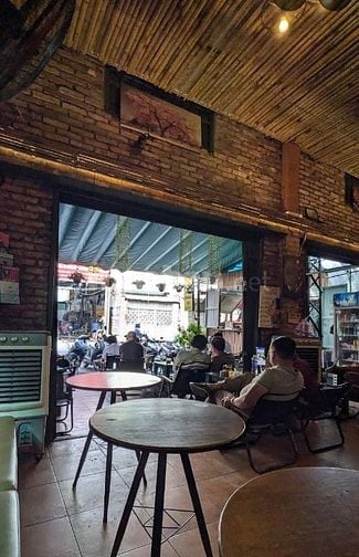 Sang quán Cafe căn góc 9x30 Trần Nhật Duật-Quận 1, đã mở được 9 năm