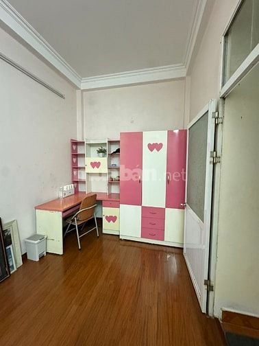 Cho thuê nhà riêng 3 tầng tại ngõ 13 đường Lĩnh Nam, phường Vĩnh Tuy, 