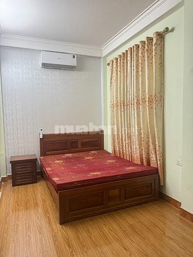 Cho thuê nhà riêng 3 tầng tại ngõ 13 đường Lĩnh Nam, phường Vĩnh Tuy, 