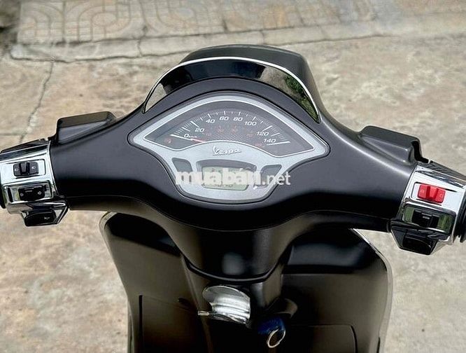 Vespa Sprint 125 Abs 2018 Đen nhám Bstp