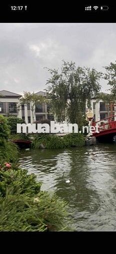 Nhà phố view công viên 4PN, 5 máy lạnh