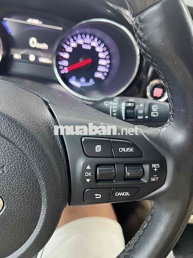 Kia Grand Sedona Đen 77673 km