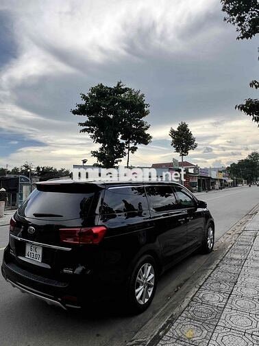 Kia Grand Sedona Đen 77673 km