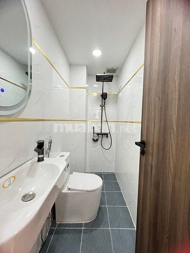 SIÊU PHẨM MẶT TIỀN THỤT ĐƯỜNG HỒNG LẠC, P.BẢY HIỀN