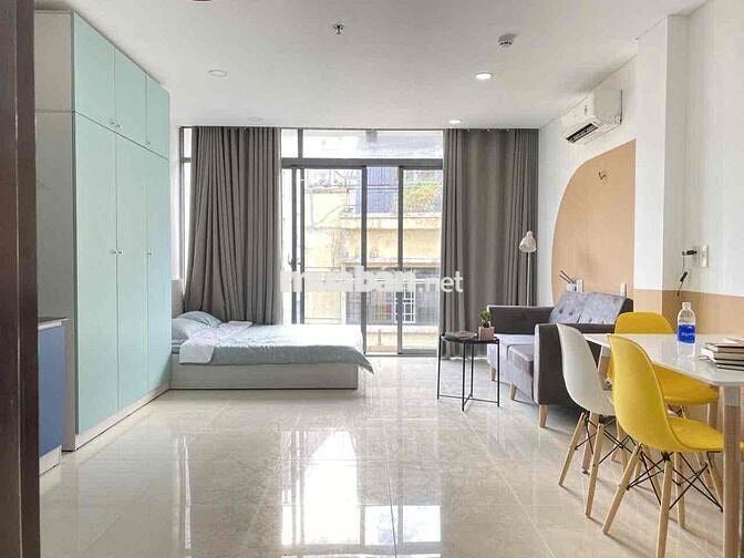 CHO THUÊ CĂN HỘ SIÊU RỘNG NGAY MẶT TIỀN QUẬN 1