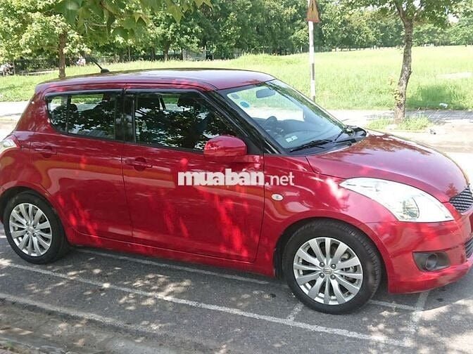 Suzuki Swift 2024 Đỏ Nhật Bản