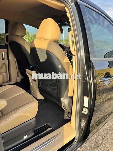 Kia Grand Sedona Đen 77673 km