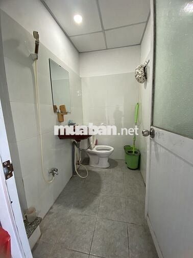 Cho thuê nhà nguyên căn 3 phòng ngủ đường Bình Quới giá 6tr