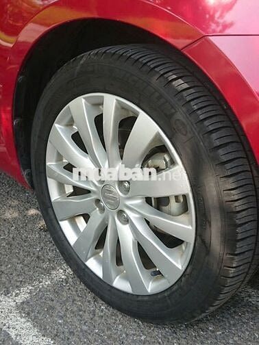 Suzuki Swift 2024 Đỏ Nhật Bản