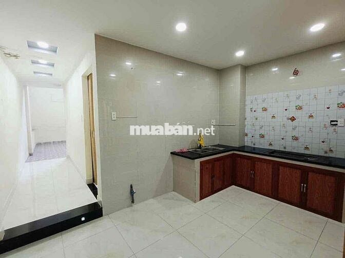 Nhà HXH 1/ Q.Trung P8: 4x18m, 5 phòng ngủ, 3wc