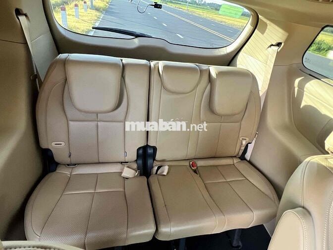 Kia Grand Sedona Đen 77673 km